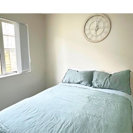 Bright&Cozy Room - Homestay Style - On Street Parking Only Auckland Kültér fotó